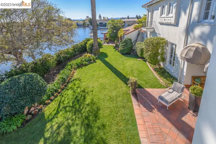 720 Palmera Ct, Alameda, California 94501