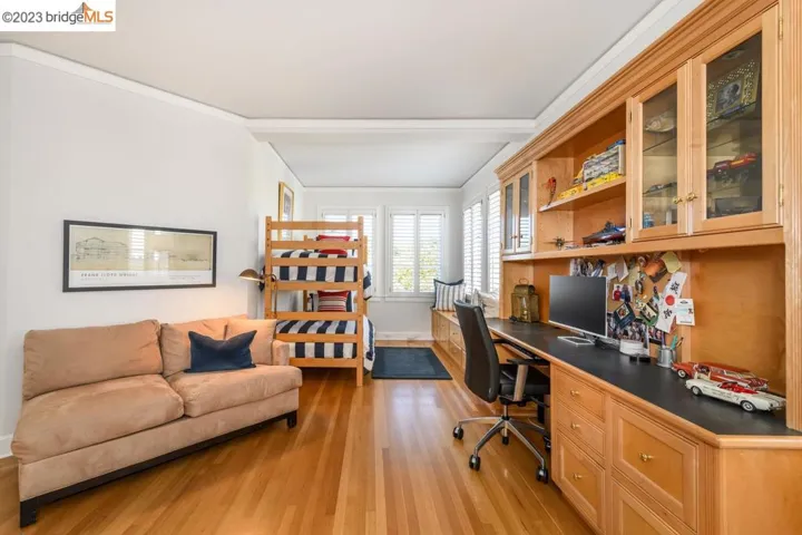 720 Palmera Ct, Alameda, California 94501