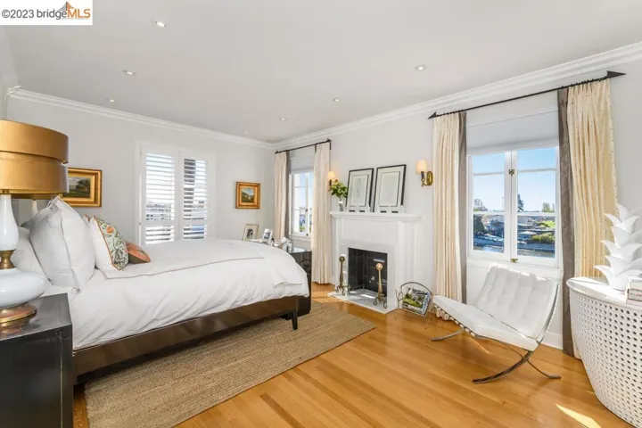 720 Palmera Ct, Alameda, California 94501