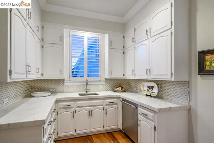 720 Palmera Ct, Alameda, California 94501