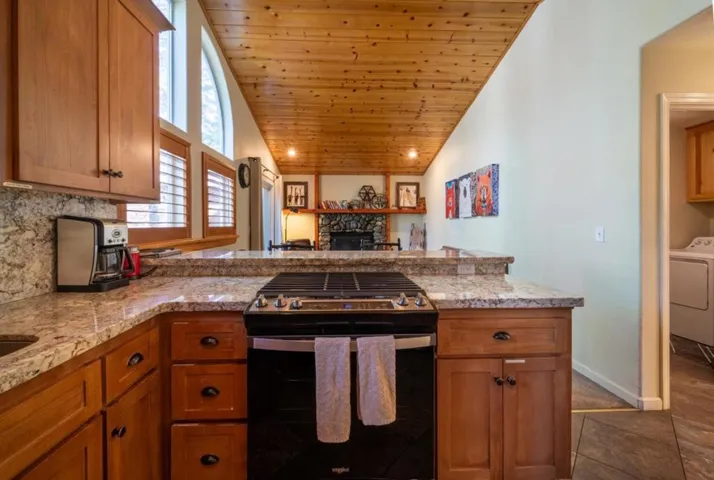 14128 Hansel Avenue, Truckee, California 96161