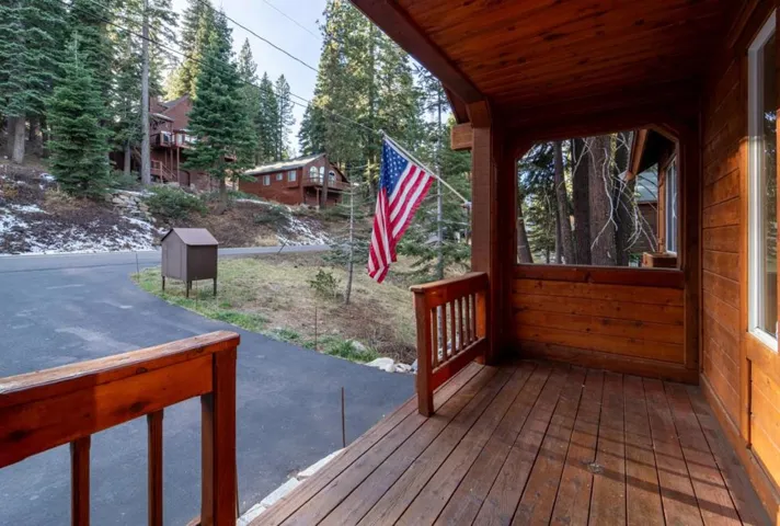14128 Hansel Avenue, Truckee, California 96161
