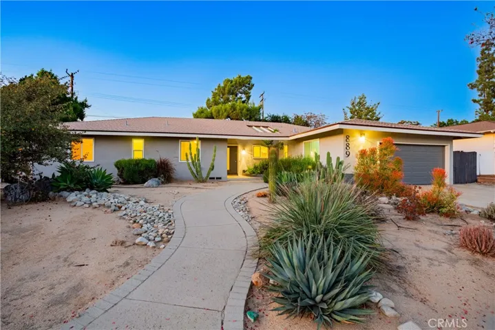 889 Ottawa Drive, Claremont, California 91711