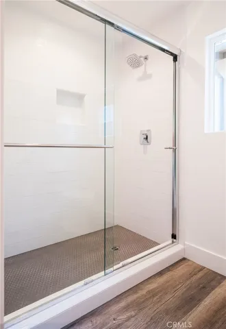 Lower Unit A - Bath #1