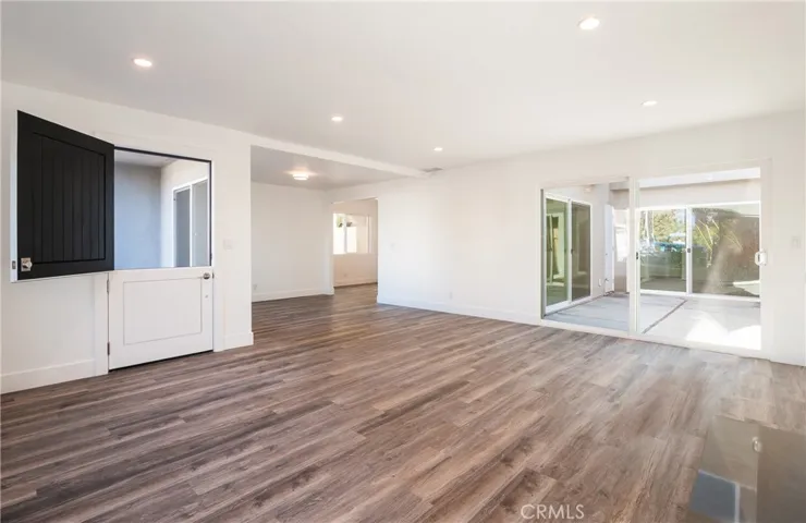 Lower Unit A
