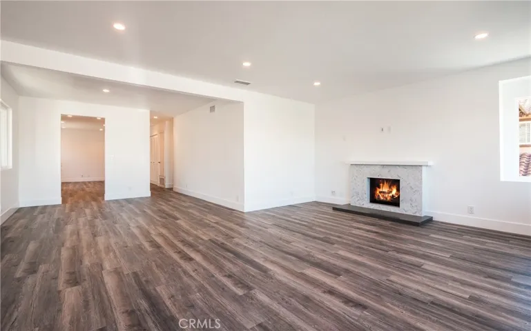 Upper Unit B