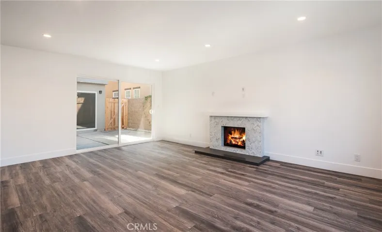 Lower Unit A