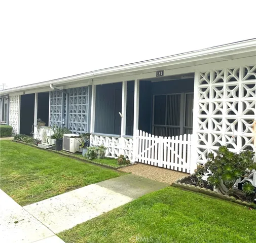 13741 Annandale Drive, M1-18i, Seal Beach, California 90740