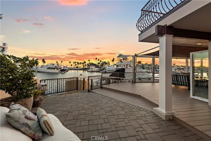 17019 Edgewater Lane, Huntington Beach, California 92649
