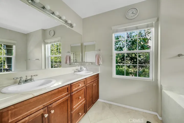 15231 Calverton Way, Tustin, California 92782