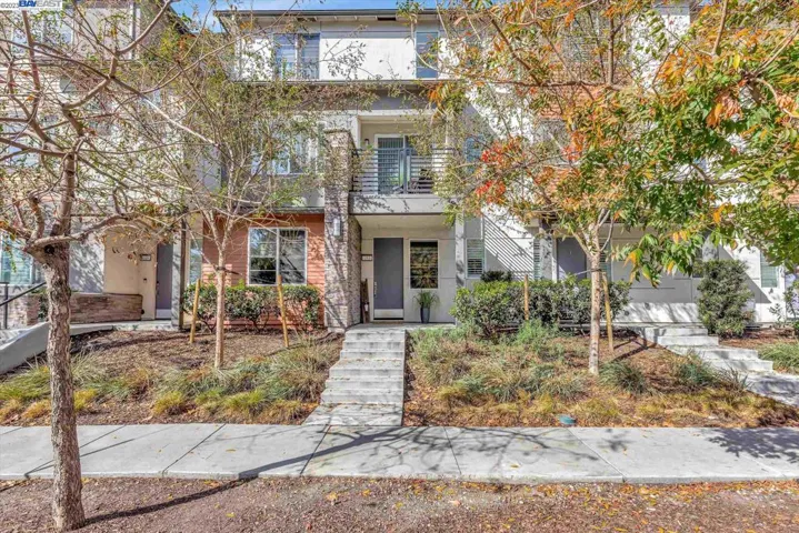 153 Cue Way, Hayward, California 94544