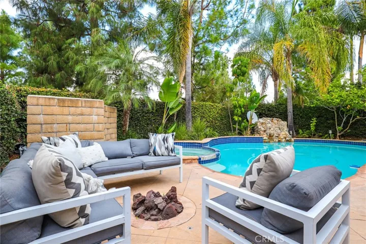 27 Bristlecone, Irvine, California 92620