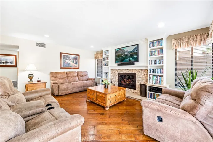 3408 Lavender Lane, Costa Mesa, California 92626
