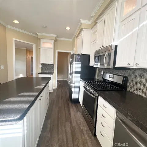 24001 Muirlands Boulevard 301, Lake Forest, California 92630