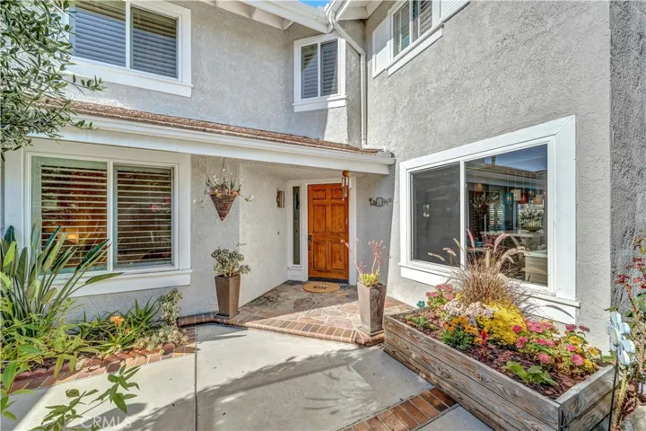 48 Cedarlake 37, Irvine, California 92614