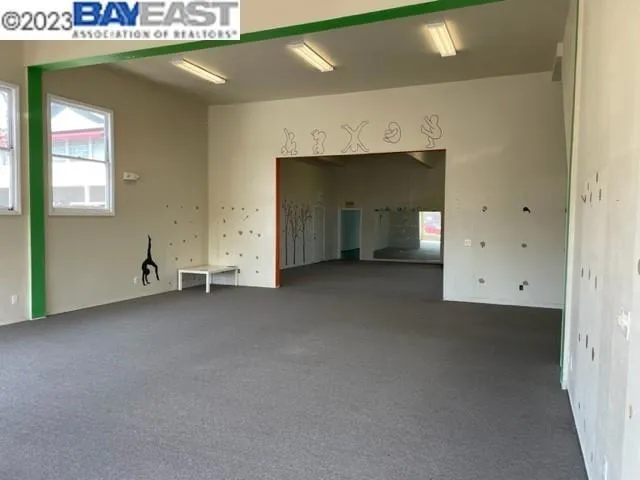 2333 Clement Ave, Alameda, California 94501