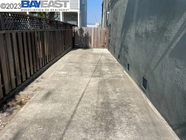 2333 Clement Ave, Alameda, California 94501