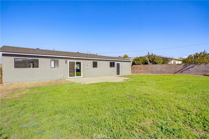206 Jullien Drive, Santa Maria, California 93455