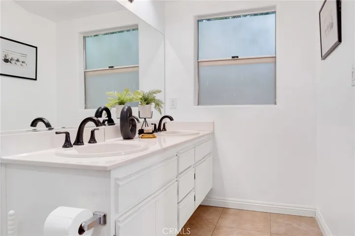 15744 Devonshire Street, Granada Hills, California 91344