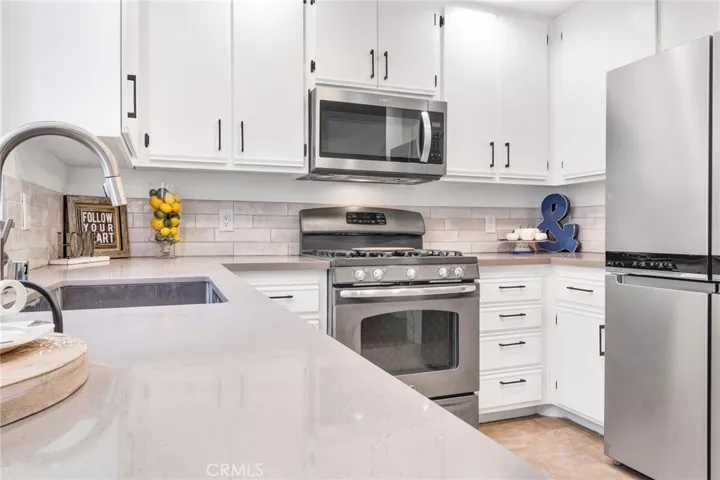 15744 Devonshire Street, Granada Hills, California 91344