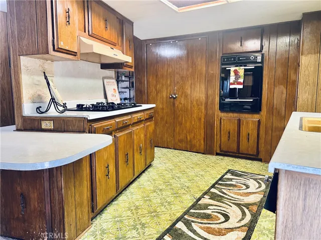 Kitchen - view 7