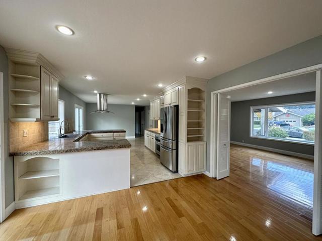 12155 Carol Lane, Saratoga, California 95070