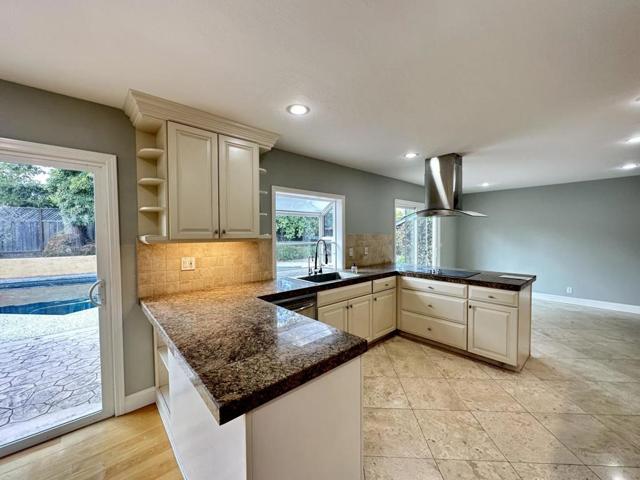 12155 Carol Lane, Saratoga, California 95070