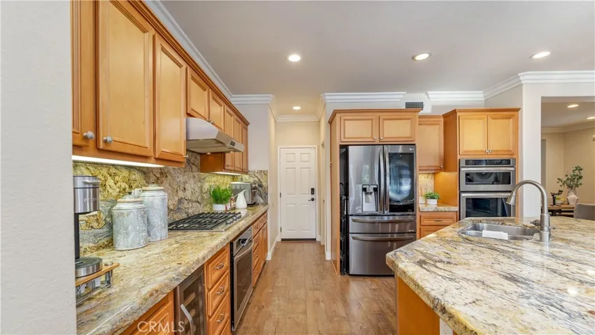 1557 Amberleaf, Costa Mesa, California 92626