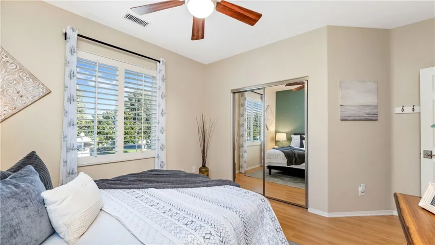 1557 Amberleaf, Costa Mesa, California 92626