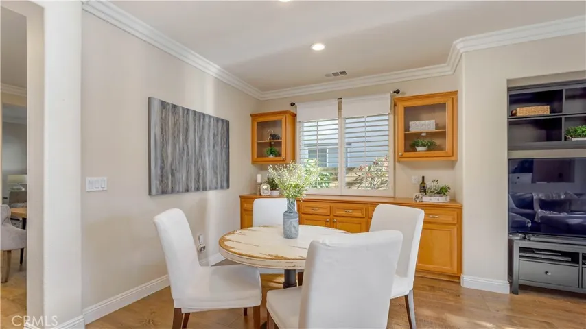1557 Amberleaf, Costa Mesa, California 92626