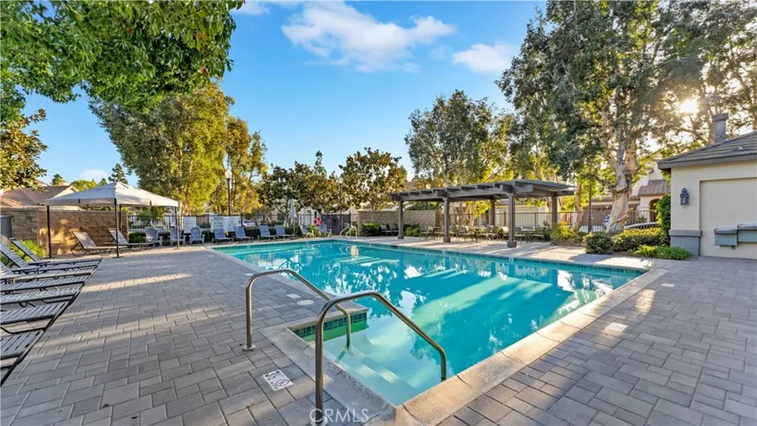 1557 Amberleaf, Costa Mesa, California 92626