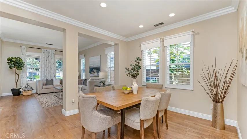 1557 Amberleaf, Costa Mesa, California 92626