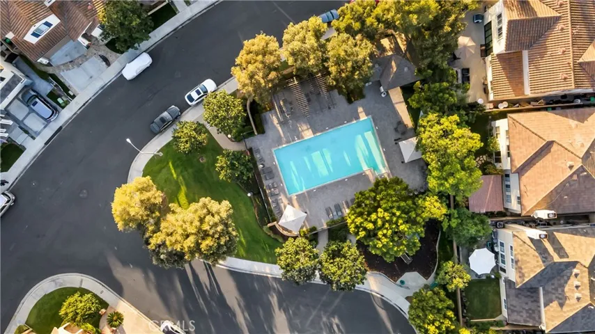 1557 Amberleaf, Costa Mesa, California 92626