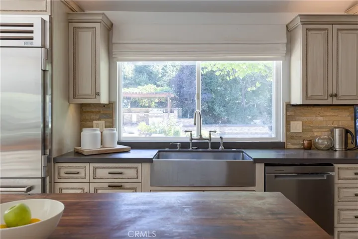 28660 Wagon Road, Agoura Hills, California 91301