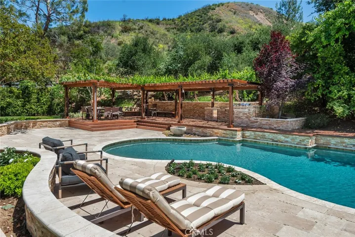28660 Wagon Road, Agoura Hills, California 91301