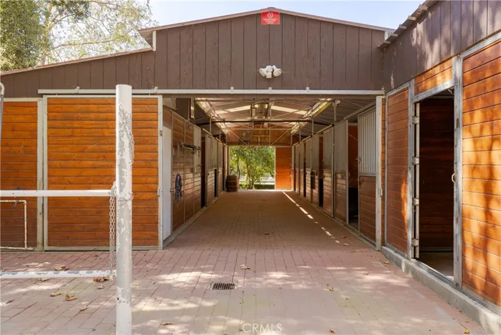 28660 Wagon Road, Agoura Hills, California 91301