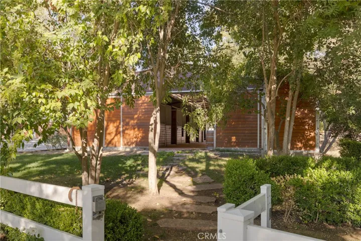 28660 Wagon Road, Agoura Hills, California 91301