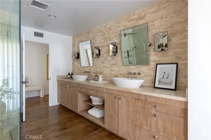 28660 Wagon Road, Agoura Hills, California 91301