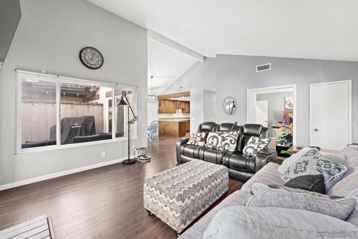 2365 Apricot Tree Ln, Spring Valley, California 91977