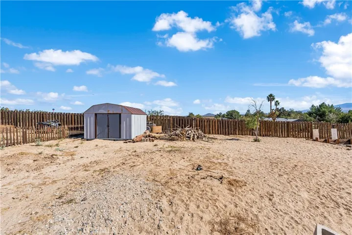 15715 E Avenue Q1, Palmdale, California 93591