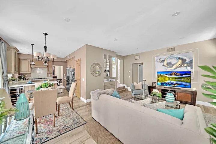 21 Verona Lane, Lake Forest, California 92610