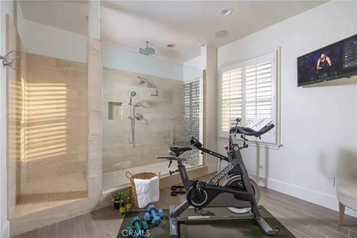 4692 Oceanridge Drive, Huntington Beach, California 92649