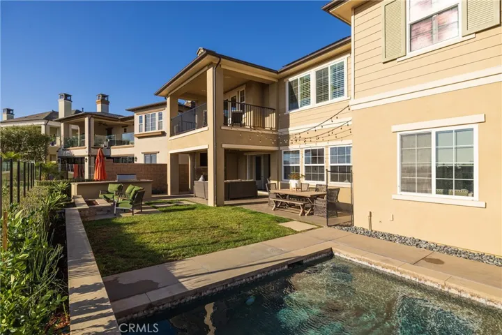 4692 Oceanridge Drive, Huntington Beach, California 92649