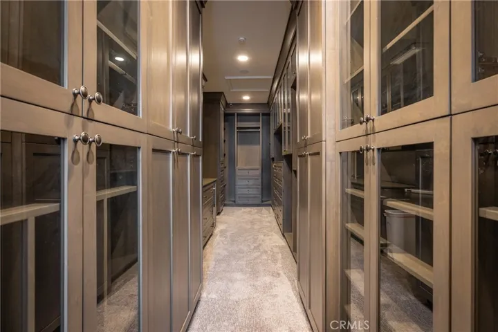 4692 Oceanridge Drive, Huntington Beach, California 92649