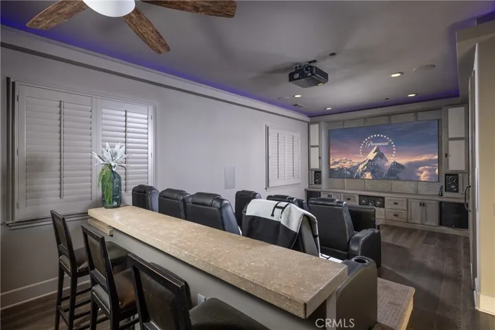 4692 Oceanridge Drive, Huntington Beach, California 92649