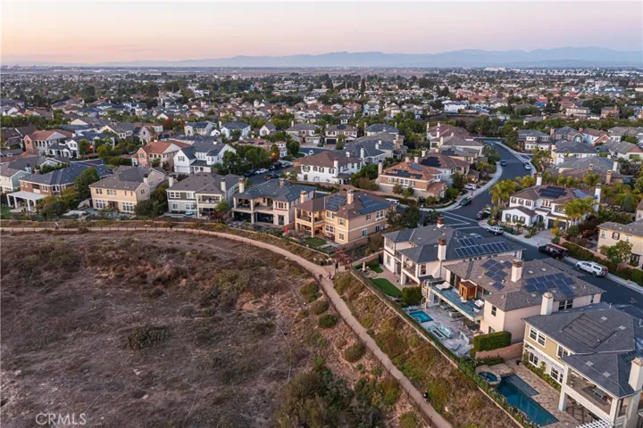 4692 Oceanridge Drive, Huntington Beach, California 92649
