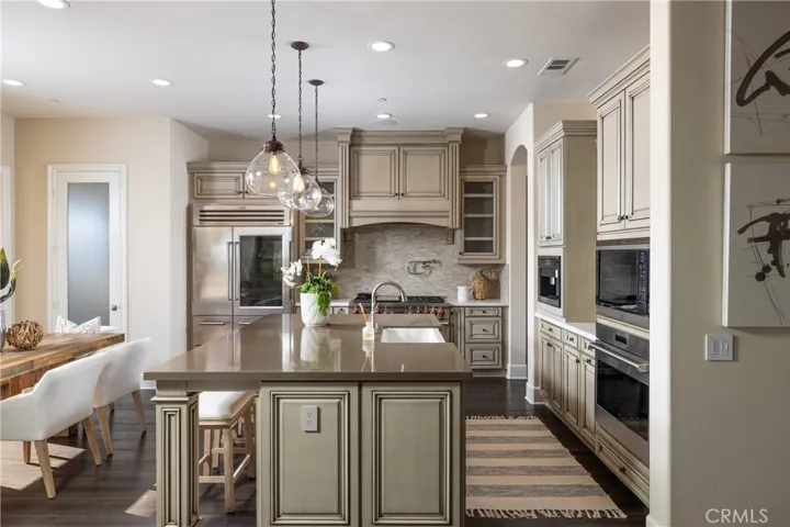 4692 Oceanridge Drive, Huntington Beach, California 92649