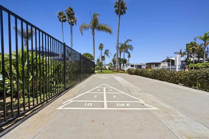 6550 Ponto Drive Unit 14, Carlsbad, California 92011
