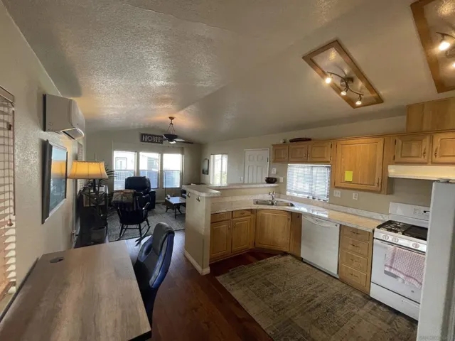 6550 Ponto Drive Unit 14, Carlsbad, California 92011