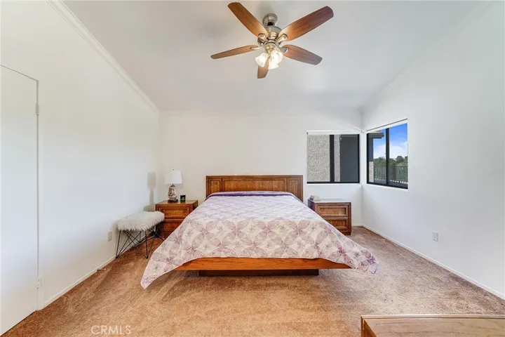 25424 Hampton Place, Saugus, California 91350